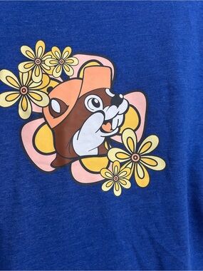 Official Blue Buc-Ees Woman Graphic Tee